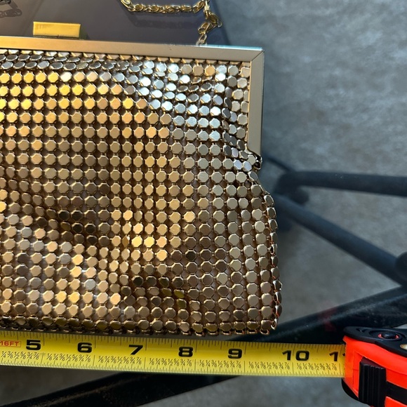 bebe - Picture 5 of 5